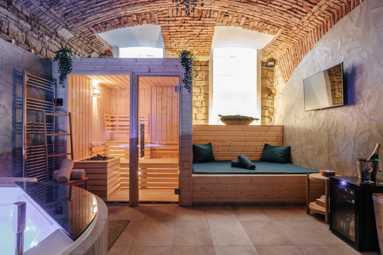 Sauna Central Prague Exterior photo